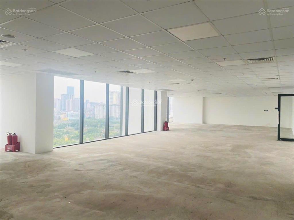 Cho thuê sàn văn phòng hạng a tại rox tower goldmark city, giá 38 triệu/tháng, bàn giao luôn
