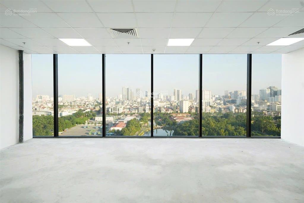 Bán shop chân đế  mặt bằng kinh doanh toà rox tower goldmark city 136 hồ tùng mậu giá chỉ 3,9 tỷ