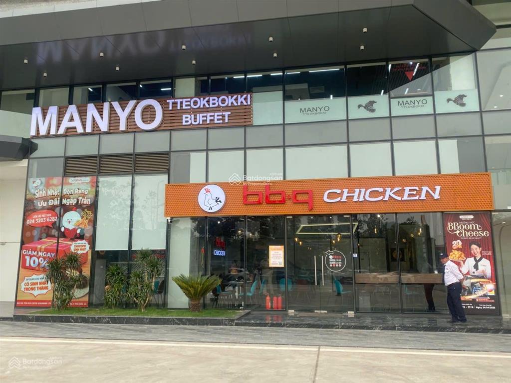 Bán shop chân đế  mặt bằng kinh doanh toà rox tower goldmark city 136 hồ tùng mậu giá chỉ 3,9 tỷ