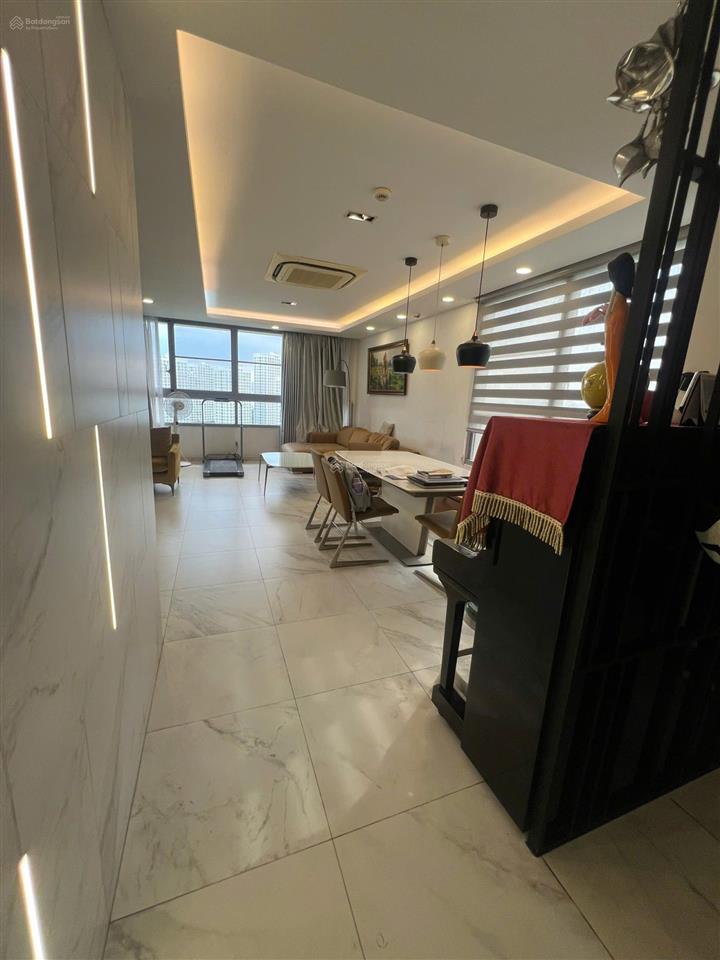 Bán căn hộ green valley, 3pn2wc, 120m2, lầu trung, view thoáng.  0919 998 ***