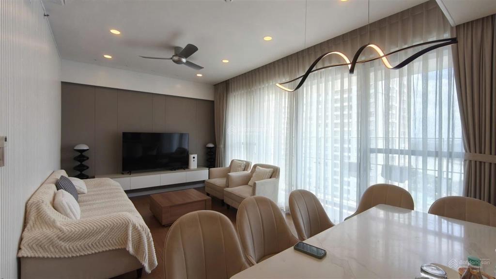Cho thuê chcc the ascentia, 3pn 2wc, đầy đủ nội thất cao cấp, tầng cao, view thoáng.  0901 894 ***