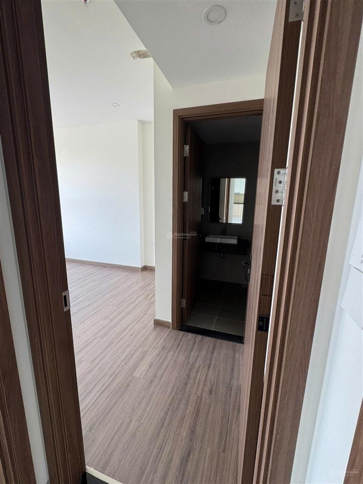 Chính chủ cho thuê căn hộ 3pn+2wc dt 95m2 giá 9 triệu/tháng có rèm và giàn phơi