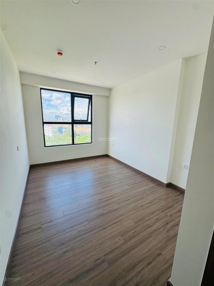 Chính chủ gửi bán 2pn+2wc a&t sky garden 73m2giá 2.6 tỷnhà mới 100%