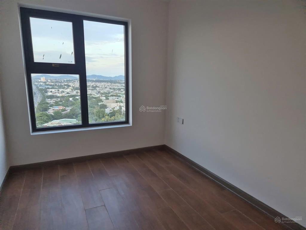 Bán căn góc 3 pn vung tau centre point, ban công nhìn trọn view biển long sơn, k khuất tầm nhìn