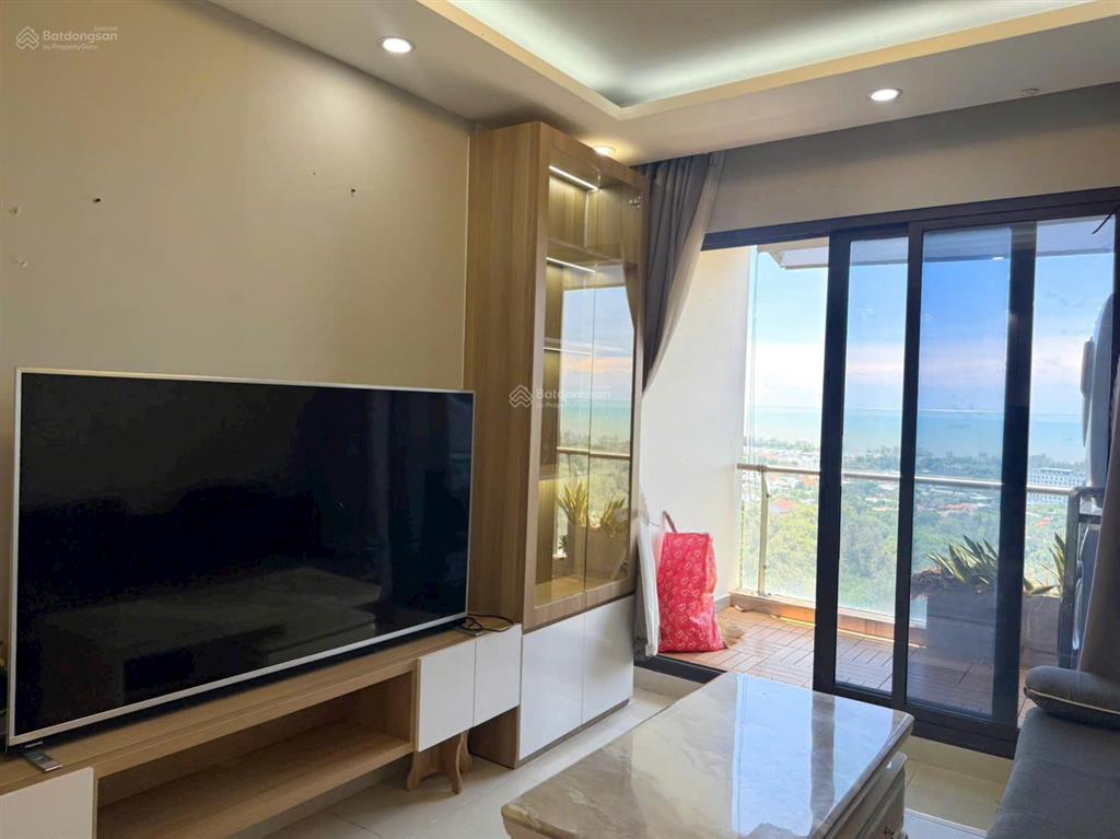 Bán căn hộ view biển tầng cao, vị trí đẹp tòa gateway vũng tàu , full nội thất đẹp chỉ 4.25 tỷ