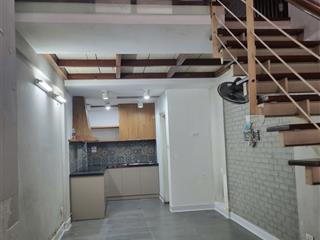 Chính chủ cho thuê nhà thanh xuân trung giá chỉ 12 triệu, khu dân cư đông đúc