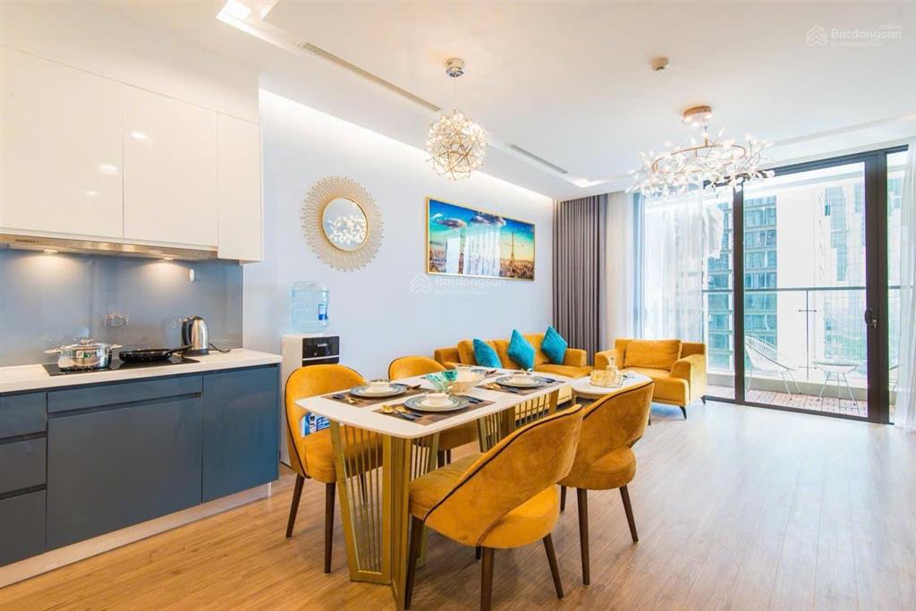 Tôi cần cho thuê căn hộ 2pn tại toà m1  vinhome metropolis 29 liễu giai, ba đình.  0363 728 ***