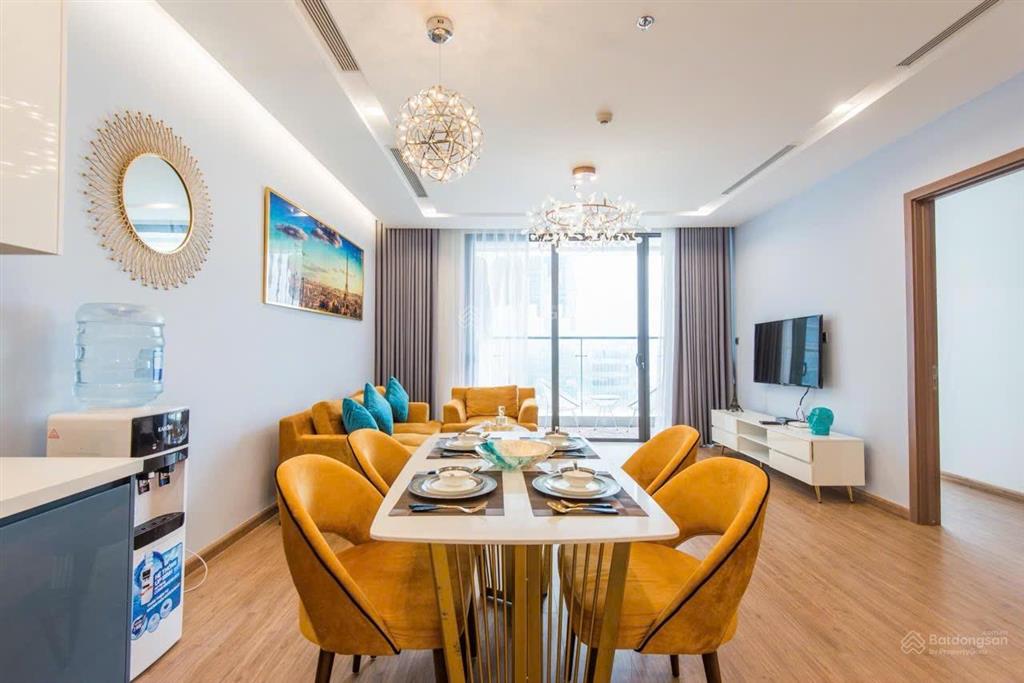 Tôi cần cho thuê căn hộ 2pn tại toà m1  vinhome metropolis 29 liễu giai, ba đình.  0363 728 ***