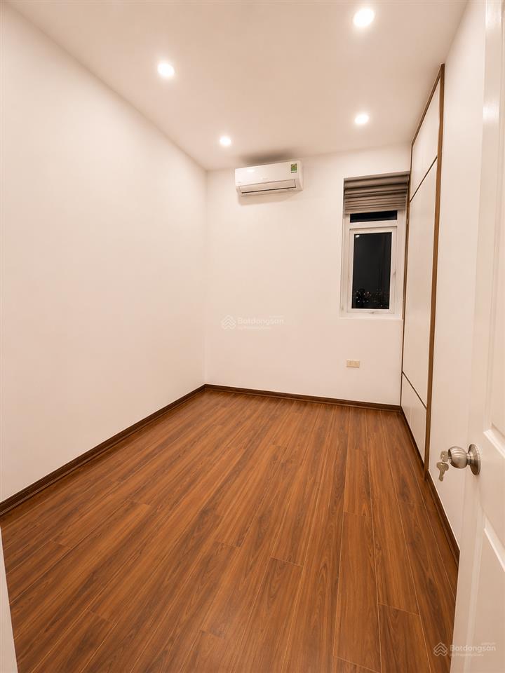 Tôi là chủ nhà! cần bán chung cư cao cấp 115m2, 3pn, 1 kho tòa trung yên plaza số 1 trung hòa