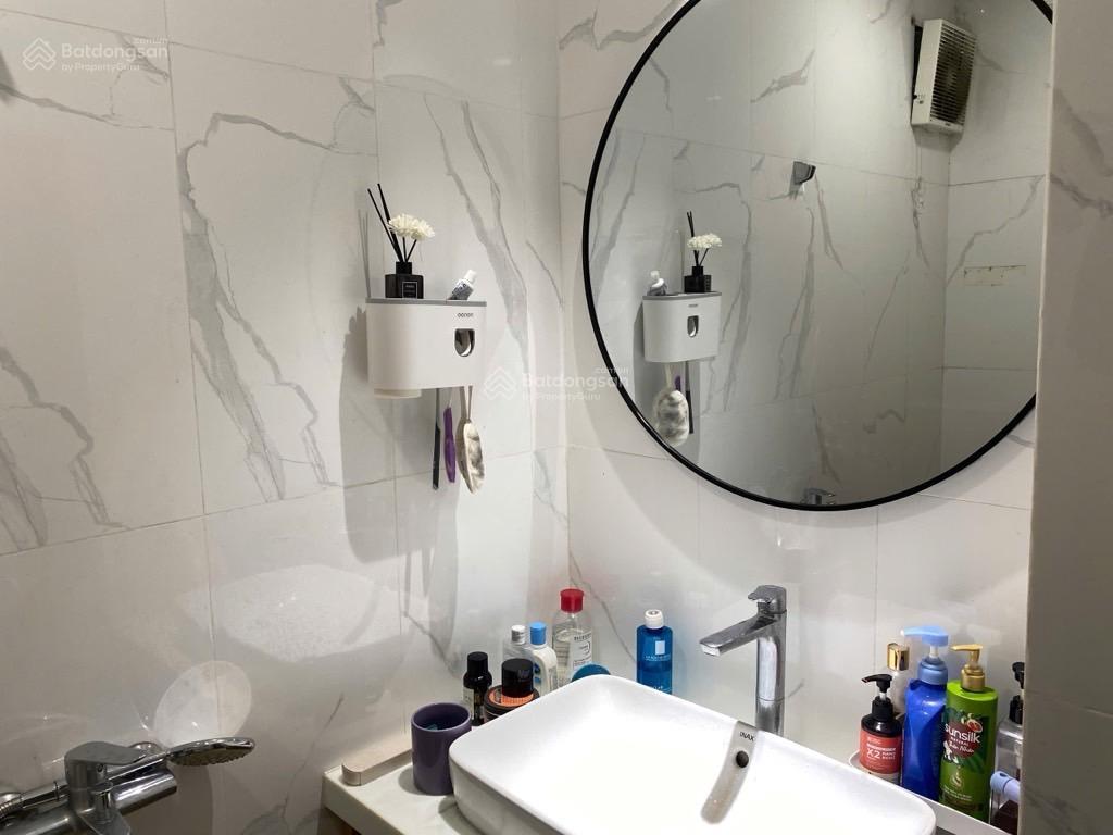 Bán gấp nhà hẻm 8m ôtô tránh  4 tầng btct  (4.2x15m)  nguyễn xí, bình thạnh  giá tốt