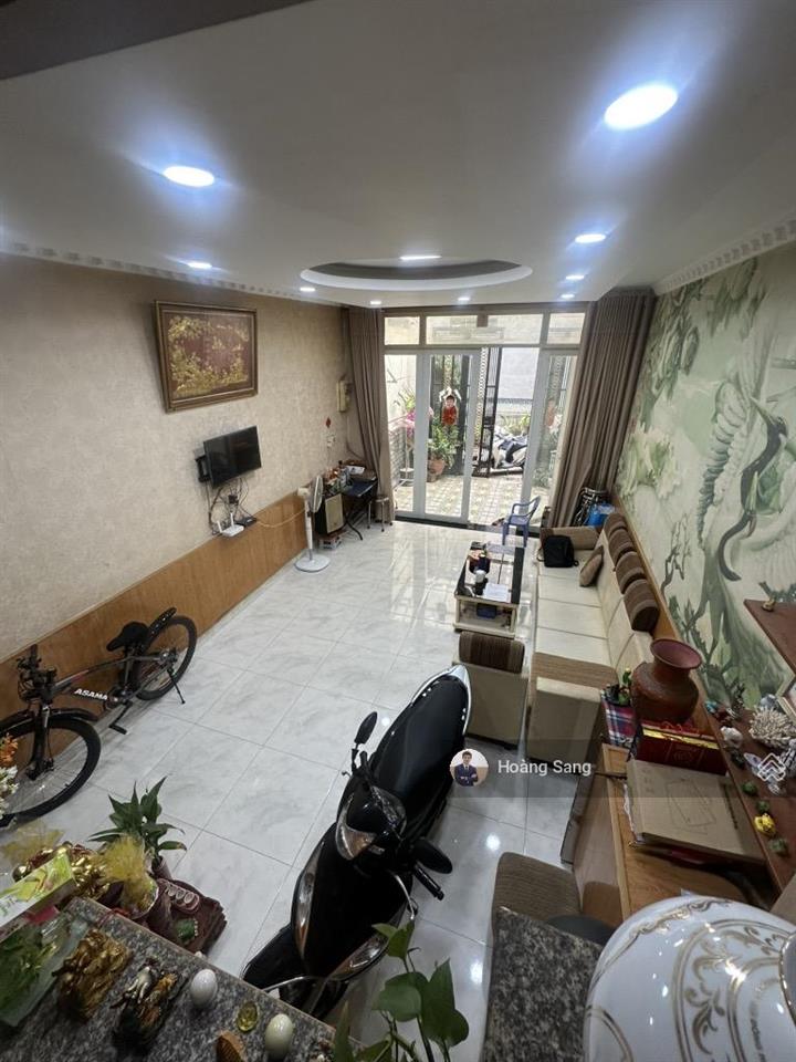 Bán đất tặng nhà 3 tầng  82m2 (4x20.5m)  hxh  gần mặt tiền nơ trang long  chỉ 9.5 tỷ