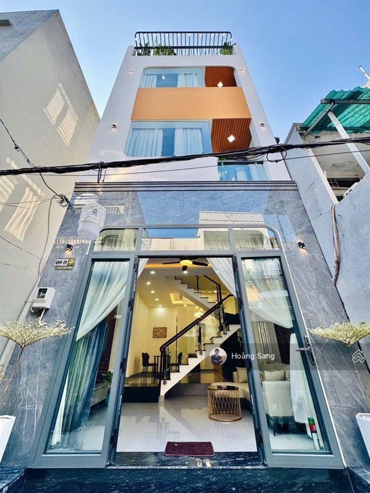 Siêu phẩm 4 tầng btct  khu đường d sầm uất  tặng full nội thất vào ở ngay