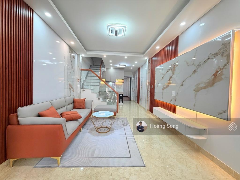Nhà đẹp full nội thất  3 tầng btct 50m2 nở hậu đẹp  hẻm xe hơi thông đinh bộ lĩnh