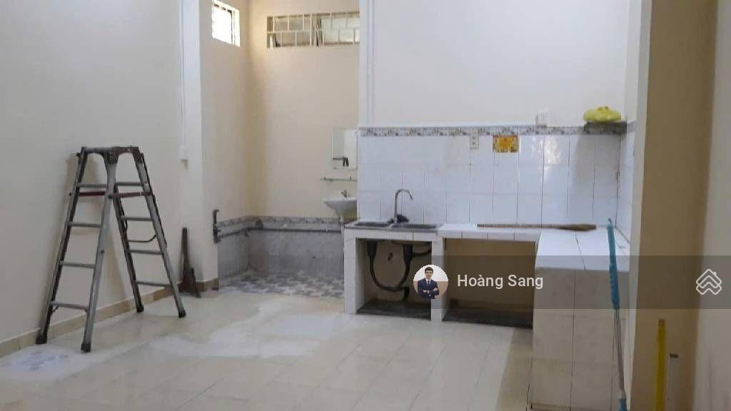 Giá cực tốt chỉ 111tr/m2  ngang 4,3m  78m2 2 tầng  lê quang định  tiện xây mới, dân trí cao