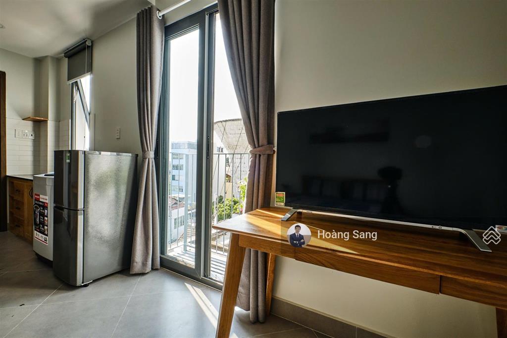 Studio siêu rộng nguyễn gia trí p25 bình thạnh  ngay đại học hutech, ngoại thương, gtvt