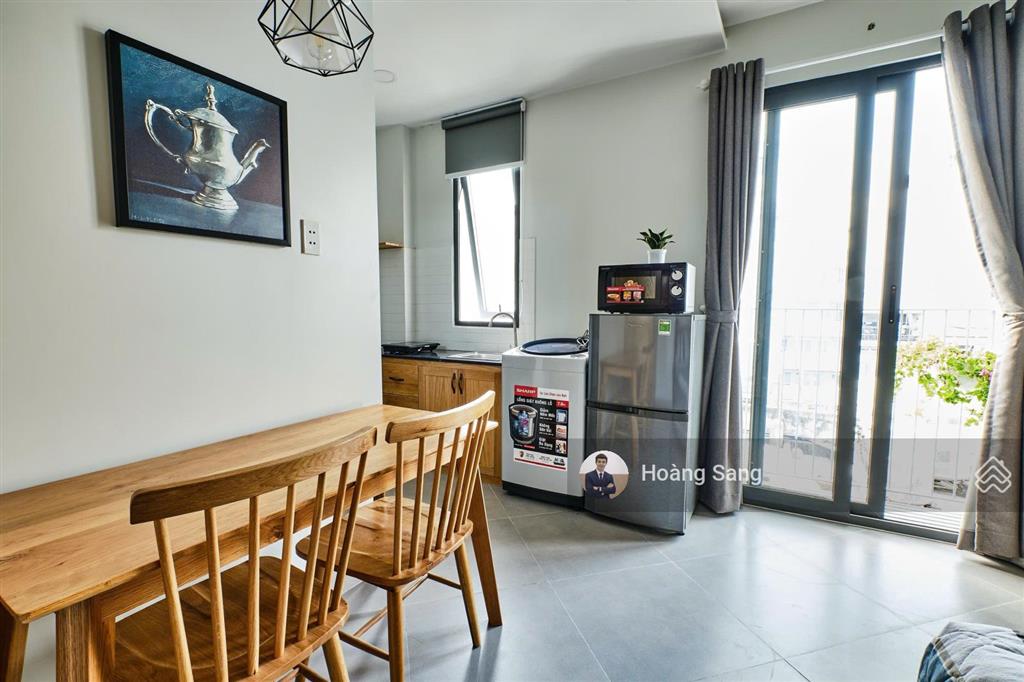 Studio siêu rộng nguyễn gia trí p25 bình thạnh  ngay đại học hutech, ngoại thương, gtvt