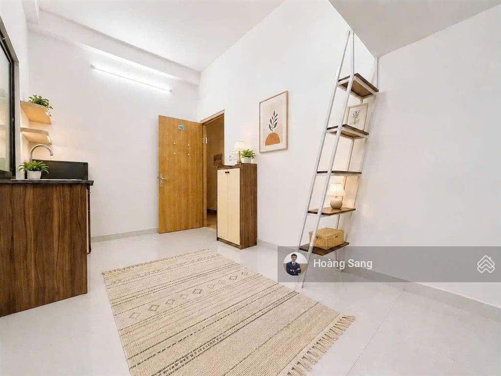 Duplex nơ trang long  sát đh văn lang giáp phú nhuận  gần chợ bà chiểu full nội thất đủ tiện ích