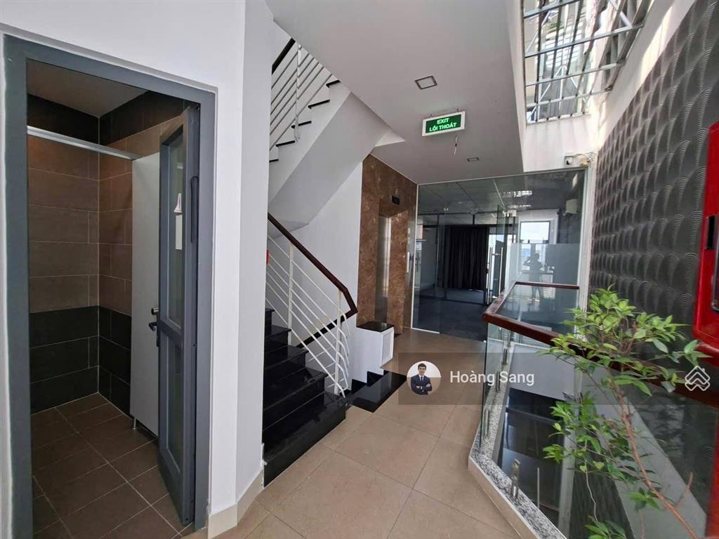 Tầng văn phòng công ty  văn phòng chia sẻ điện biên phủ bình thạnh giáp q1