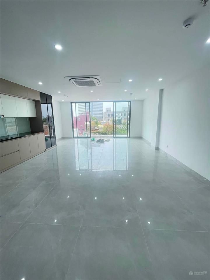 Với 59.5 tỷ có ngay siêu phẩm toà vp 9 tầng có hầm dt 88m2x9tx5.7m mặt tiền view hồ phương mai