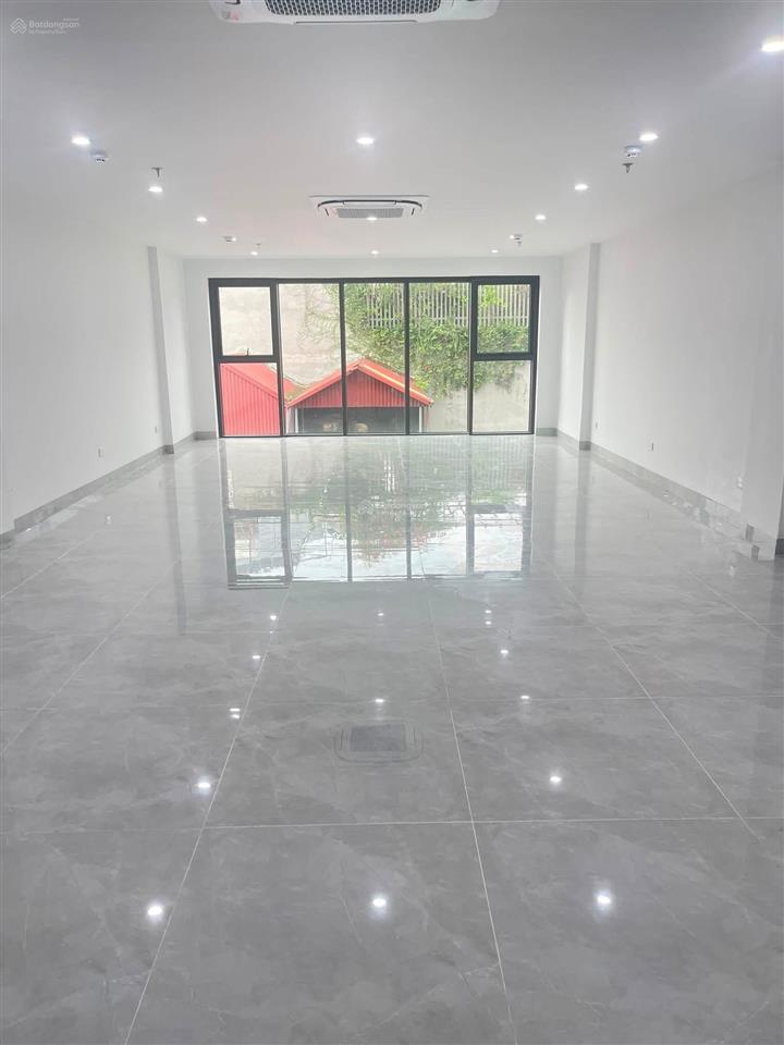Với 59.5 tỷ có ngay siêu phẩm toà vp 9 tầng có hầm dt 88m2x9tx5.7m mặt tiền view hồ phương mai