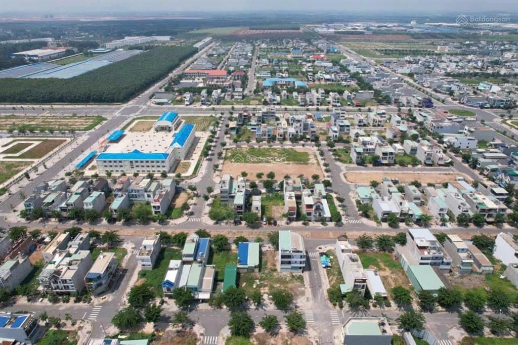 Cắt lỗ 30% lô 125m2 giá chỉ 3 tỷ ngay khu tdc lộc an gần sân bay long thànhdân cư hiện hữu