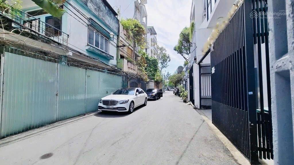 6 tỷ có nhà 4 tầng 78m2 không quy hoạch, xe lexus 570 đậu trước cửa , cạnh lotte q7