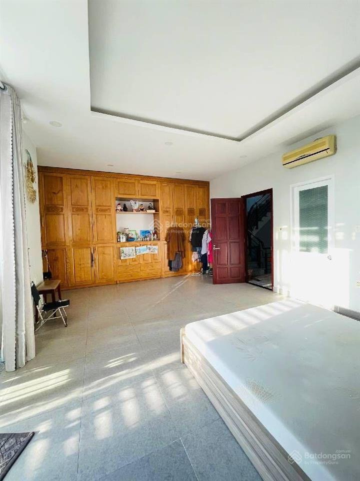 Nhà 4 tầng, phan huy thực q7 115m2, dt 6 x 17m, 9 tỷ, dòng tiền 40tr, khu dân cư hiện hữu cao tầng