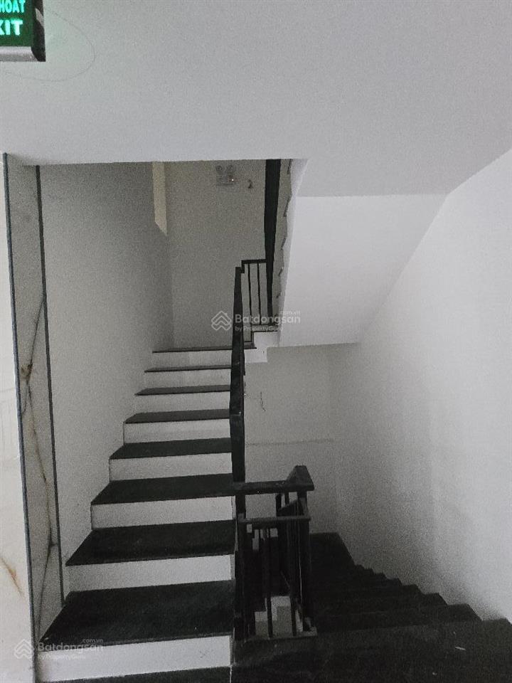 Chdv lâm văn bền 140m² (6 x 24) có hầm, thang máy, quận 7  dòng tiền 80tr/tháng
