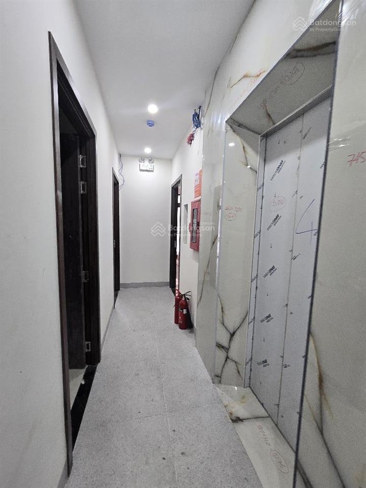 Chdv lâm văn bền 140m² (6 x 24) có hầm, thang máy, quận 7  dòng tiền 80tr/tháng