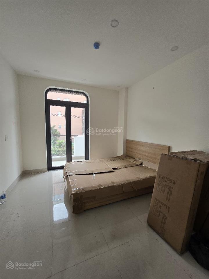 Chdv lâm văn bền 140m² (6 x 24) có hầm, thang máy, quận 7  dòng tiền 80tr/tháng