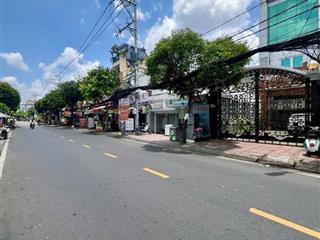 Chdv 140m (7 x 20) có hầm thang máy , quận 7  dòng tiền 7%/ năm .
