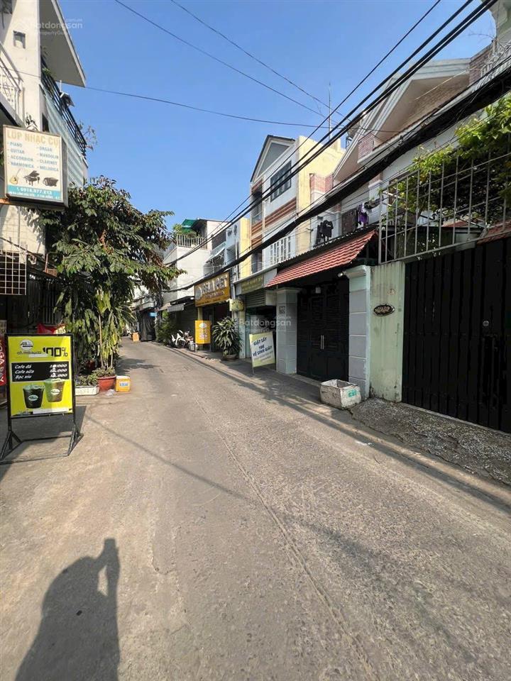 Đất 110m2 (8 x 14m), đường lâm văn bền, quận 7, chỉ 6 tỷ đồng