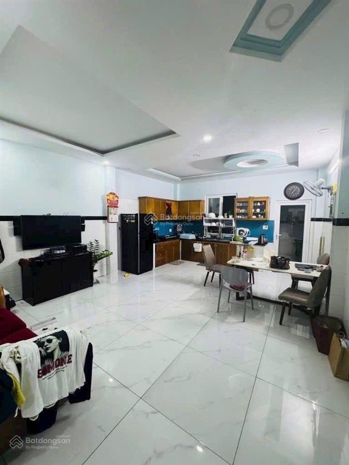 Mbkd đường trước nhà 12m, đang có dòng tiền 20tr, 72m2 lâm văn bền q7, chỉ 7 tỉ