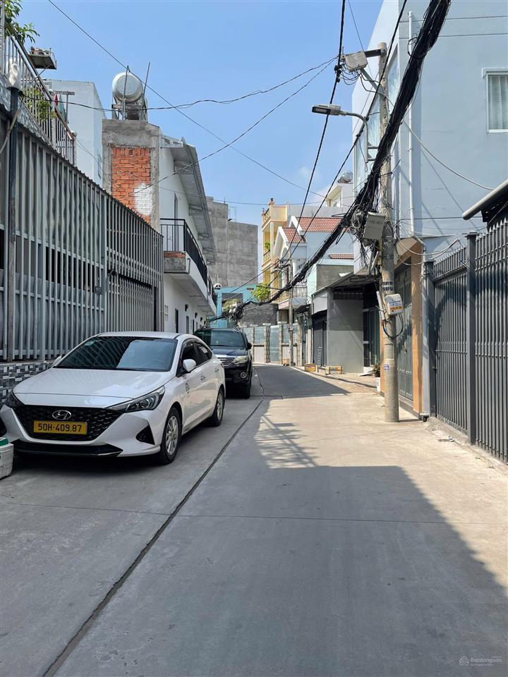 Đất 6 tỷ, hẻm 8m 2 xe tải né, lê văn lương 95m2 (5 x 19), quận 7, không quy hoạch, xây 5 tầng