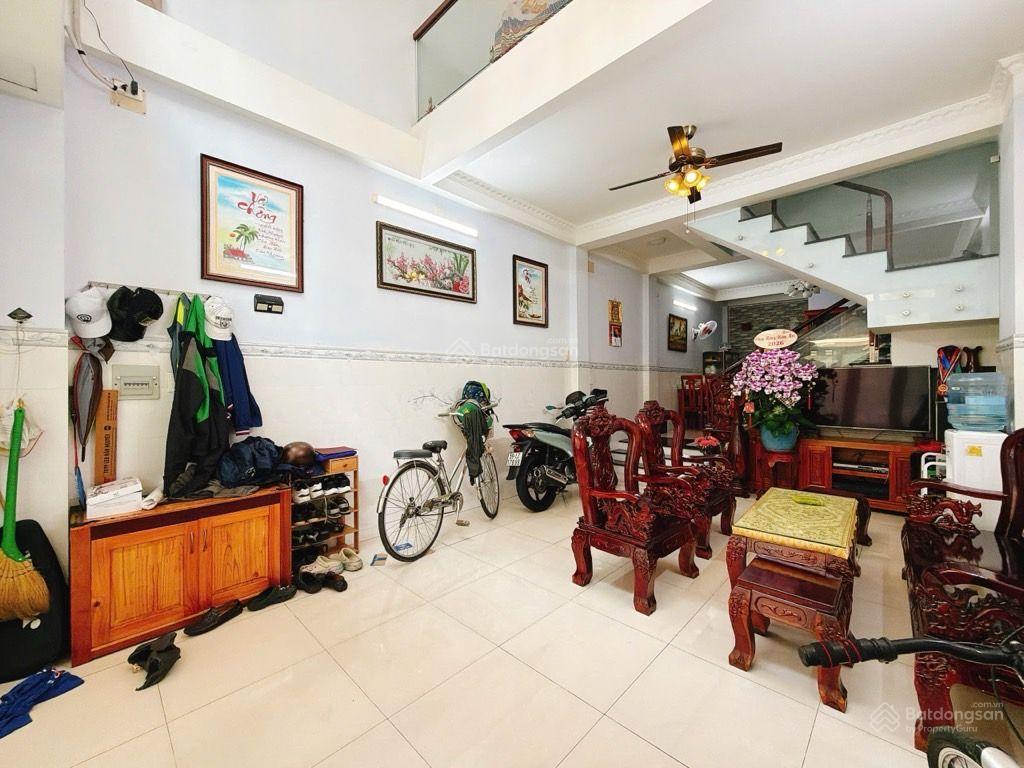 5 tỷ nhà 68m2 ( 5 x 13 ) taxi đón tận cửa, cạnh ngay lotte nguyễn thị thập q7