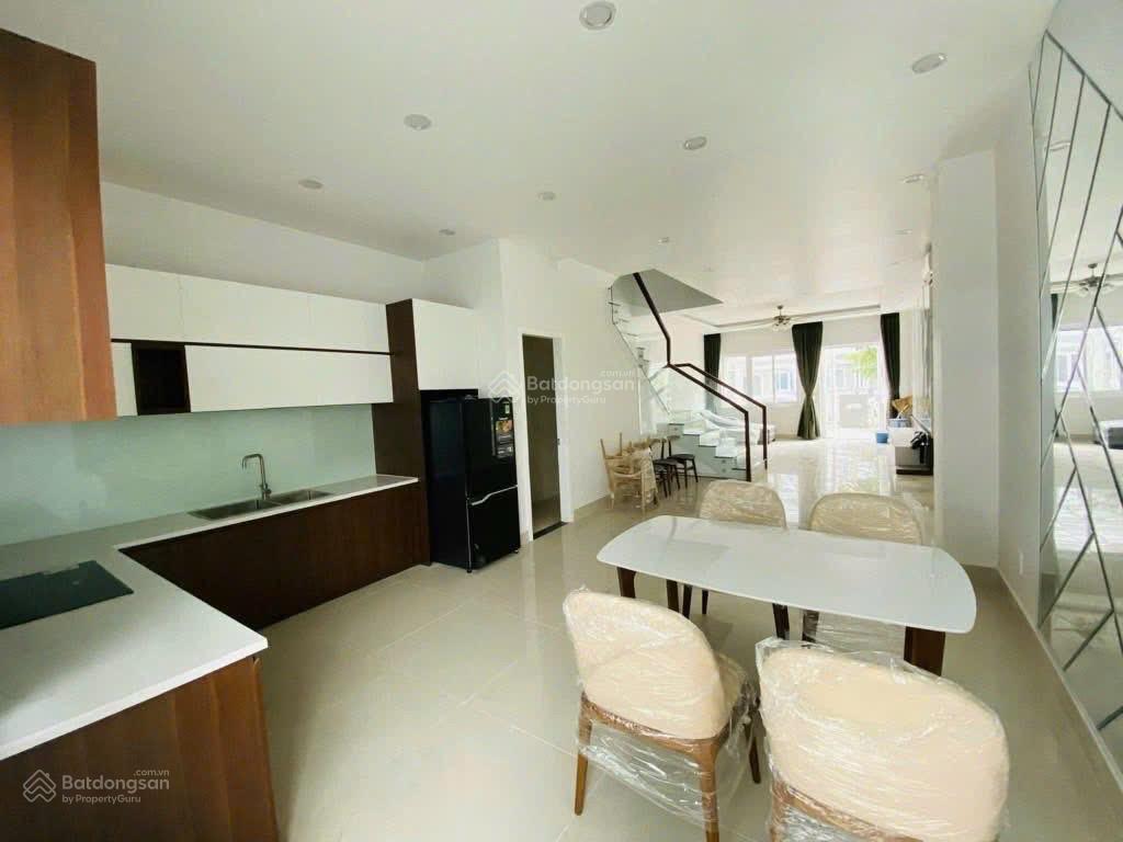 138m2 mt mai văn vĩnh q7 ngang 5.5 giá 16 tỷ