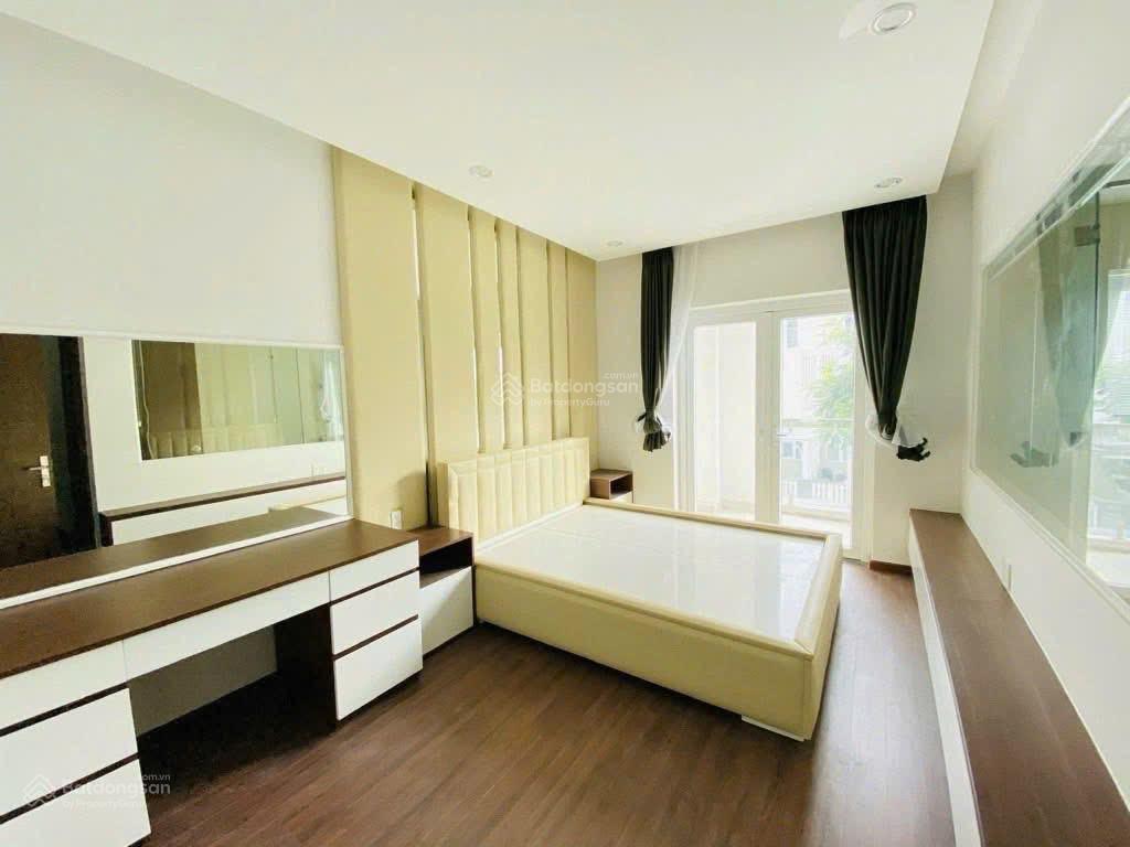 144m2 mt phan huy thực q7 ngang 5.5 giá 17 tỷ