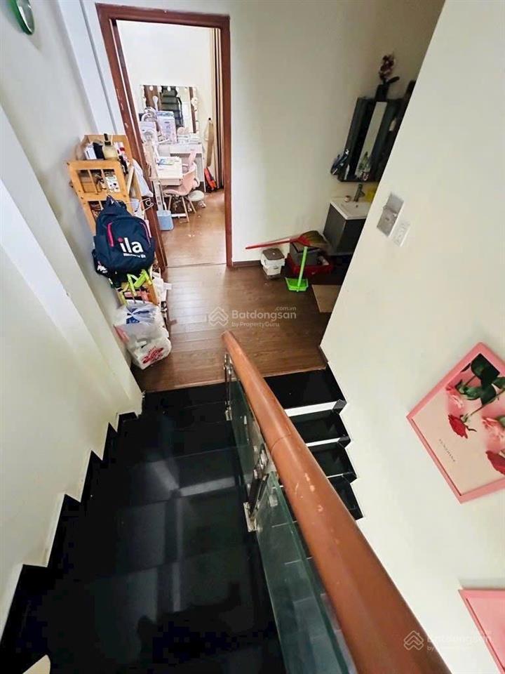 Nhà 3 lầu, 140m2, 7 x 20m  mai văn vĩnh, q. 7, chỉ nhỉnh 9 tỷ