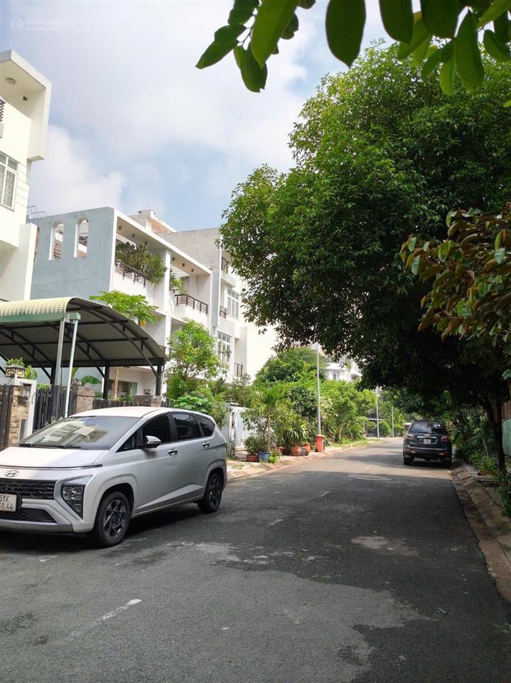 Đất 380m (10 x 38)m, phú thuận , xây toà nhà chdv , villa biệt thự đẹp, quận 7, chỉ 13 tỷ
