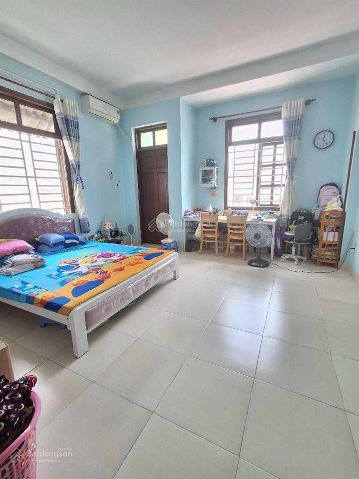 Nhà 6,4 tỷ, 96m2 (5 x 18m) vuông vức, kế bên siêu thị lotte mart q7