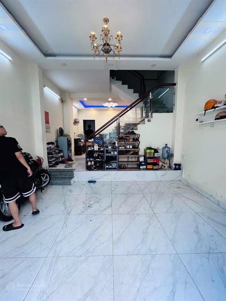 Nhà 85m2, 4 tầng, 5 x 17, lâm văn bền q7, chỉ 7 tỉ