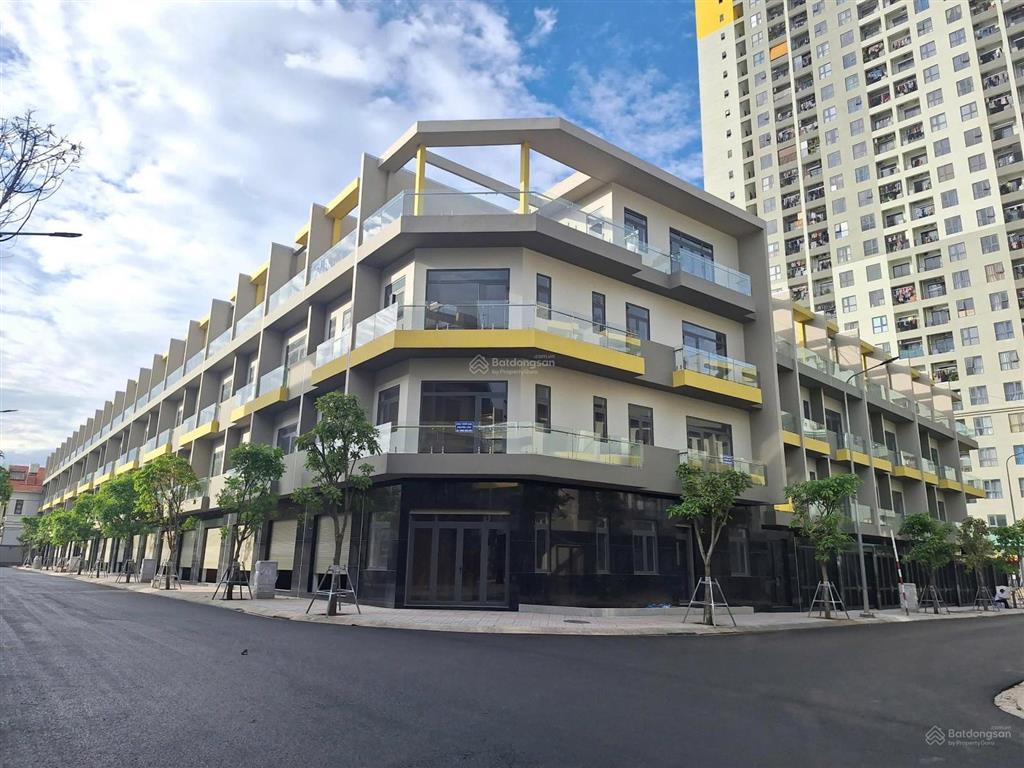 Bcons uni valley vị trí đẹp thoáng hàng sao việt. 1,55 tỷ đã sở hữu căn nhà 3 tấm