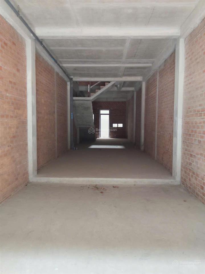 Bcons uni valley vị trí đẹp thoáng hàng sao việt. 1,55 tỷ đã sở hữu căn nhà 3 tấm