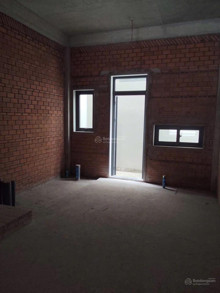 Bcons uni valley vị trí đẹp thoáng hàng sao việt. 1,55 tỷ đã sở hữu căn nhà 3 tấm