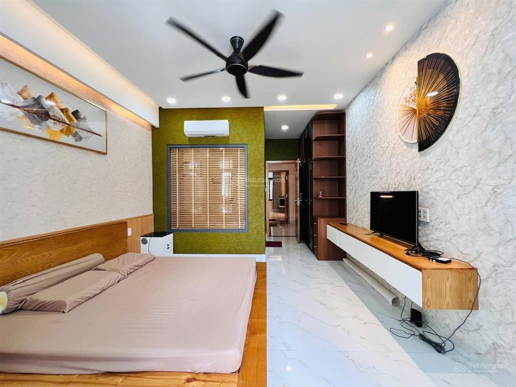 Cho thuê nhà nguyên căn full nội thất 4 phòng ngủ