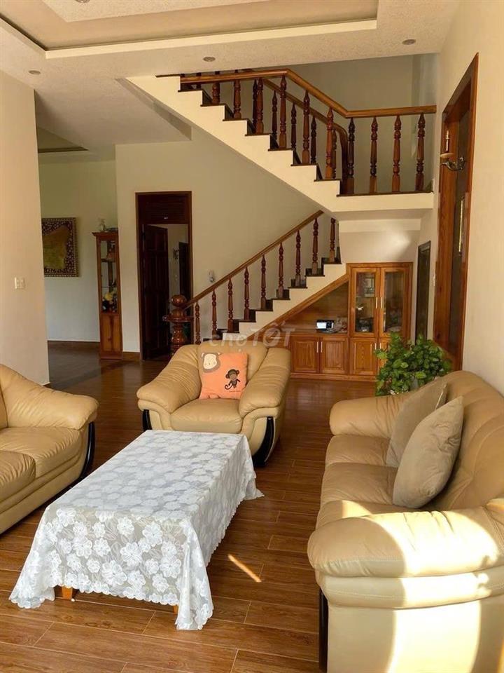 CHO THUÊ VILLA SÂN VƯỜN 1000M2 Nguyễn An Ninh phường 6 Đà Lạt 25TR
