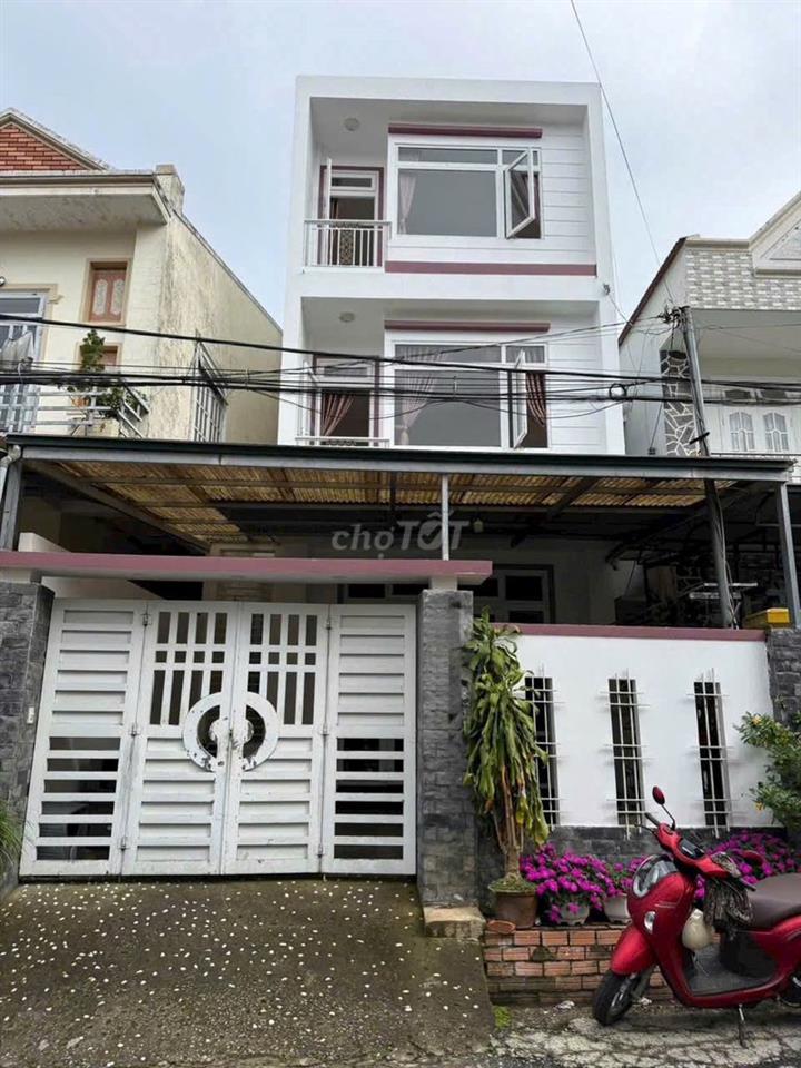 CHO THUÊ NHÀ 3 TẦNG - 5 PHÒNG NGỦ - SÂN Ô TÔ - THÔNG THIÊN HỌC ĐÀ LẠT