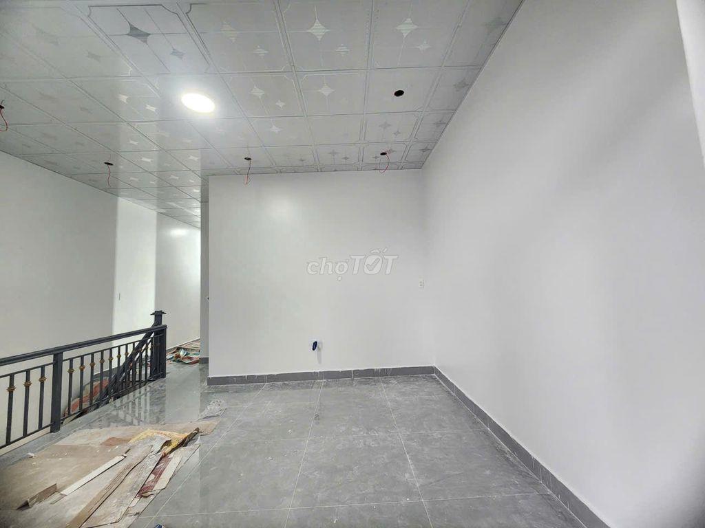 CHO THUÊ NHÀ MỚI XÂY 4PN XÔ VIẾT NGHỆ TĨNH PHƯỜNG 7 ĐÀ LAT giá 6tr