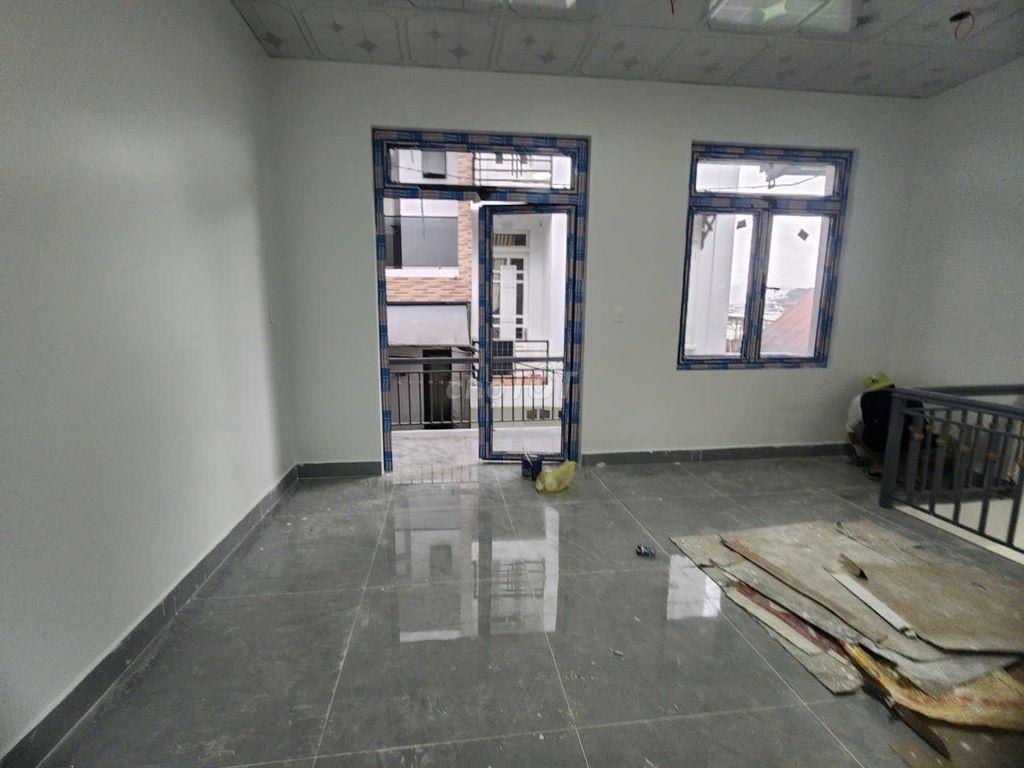 CHO THUÊ NHÀ MỚI XÂY 4PN XÔ VIẾT NGHỆ TĨNH PHƯỜNG 7 ĐÀ LAT giá 6tr