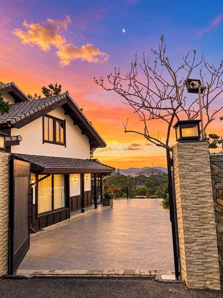 CHO THUÊ VILLA SÂN VƯỜN VIEW RỪNG THÔNG, 3PN - P. XUÂN HƯƠNG ĐÀ LẠT